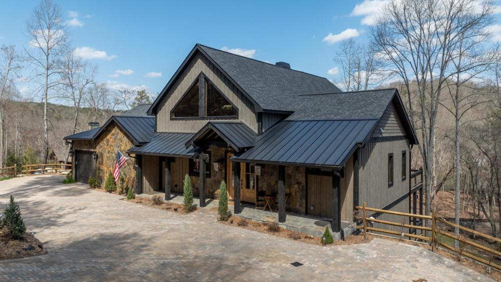 Luxury Lodge on the Toccoa, Blue Ridge (updated prices 2026)
