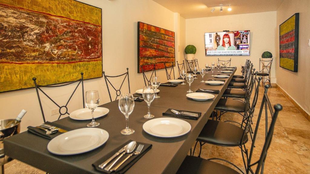 Posezení v ubytování Casa Condado Hotel & Residences