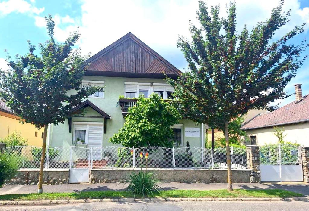 Budova, v ktorej sa penzión nachádza
