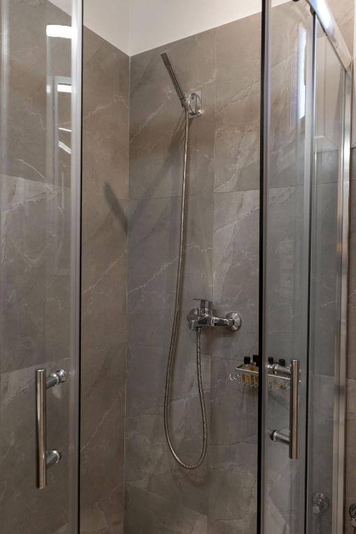 Bagno di Twins Hotel