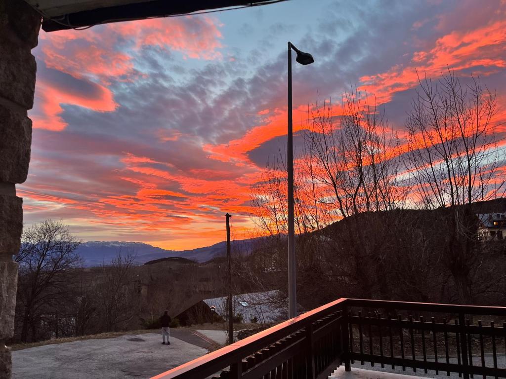 Nespecifikovaný výhled na hory nebo výhled na hory při pohledu z apartmánu