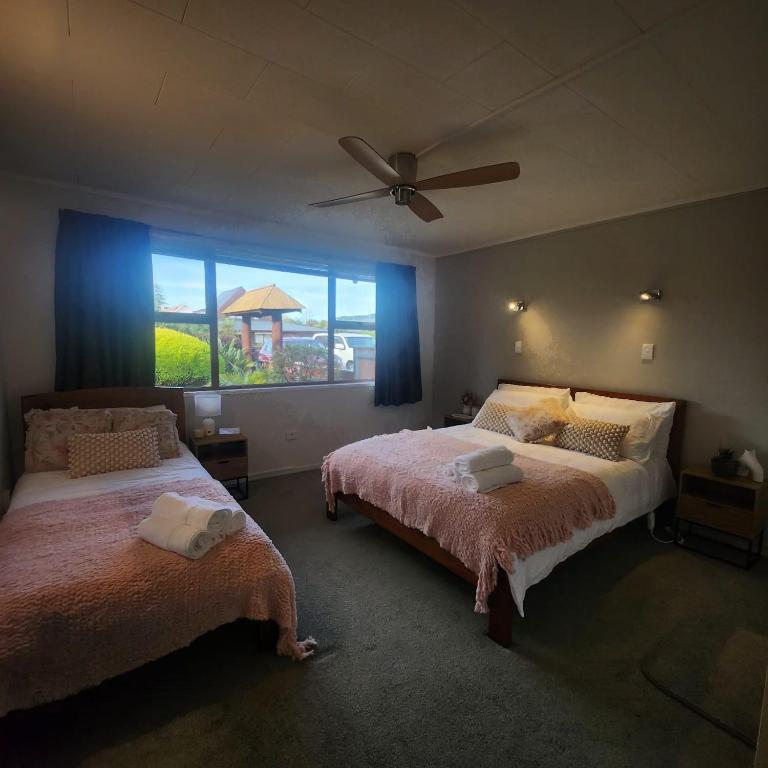 Home with spa, sauna, garden in prime location - Resim 2