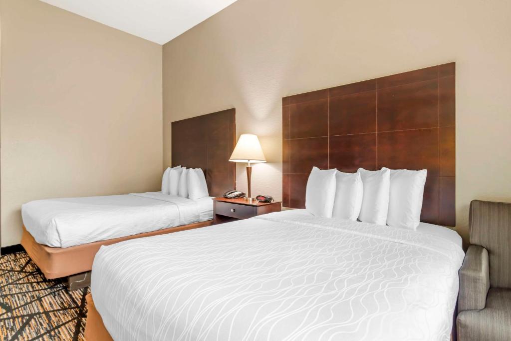 Best Western PLUS Hobby Airport Inn and Suites - Zimmer Mit 2 Queensize-Betten - Nichtraucher