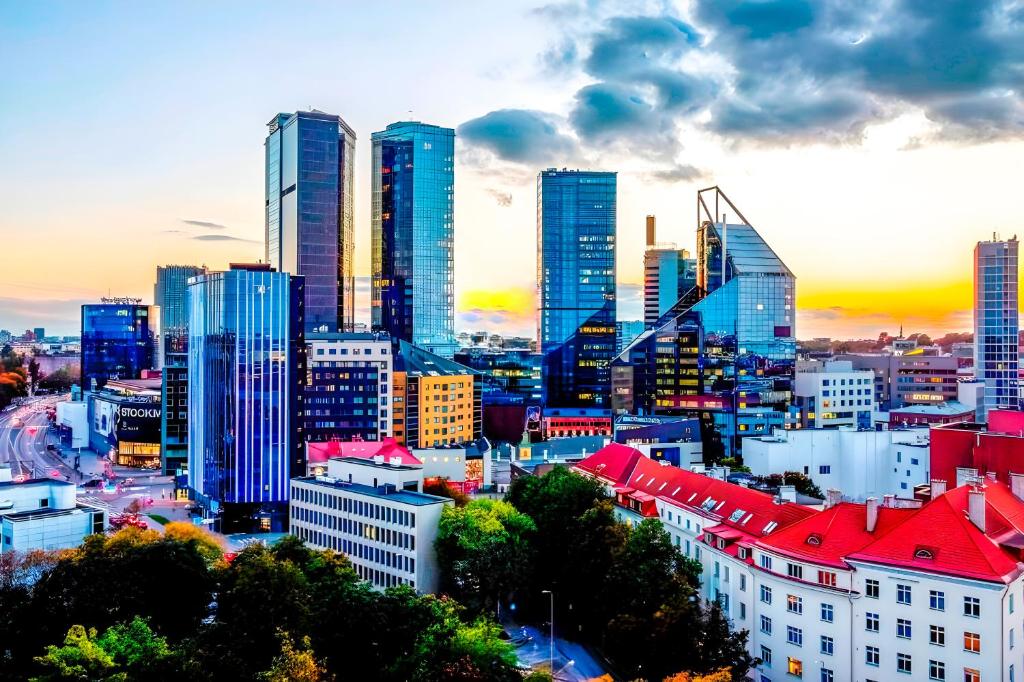 Nespecifikovaný výhled na destinaci Tallinn nebo výhled na město při pohledu z ubytování v soukromí
