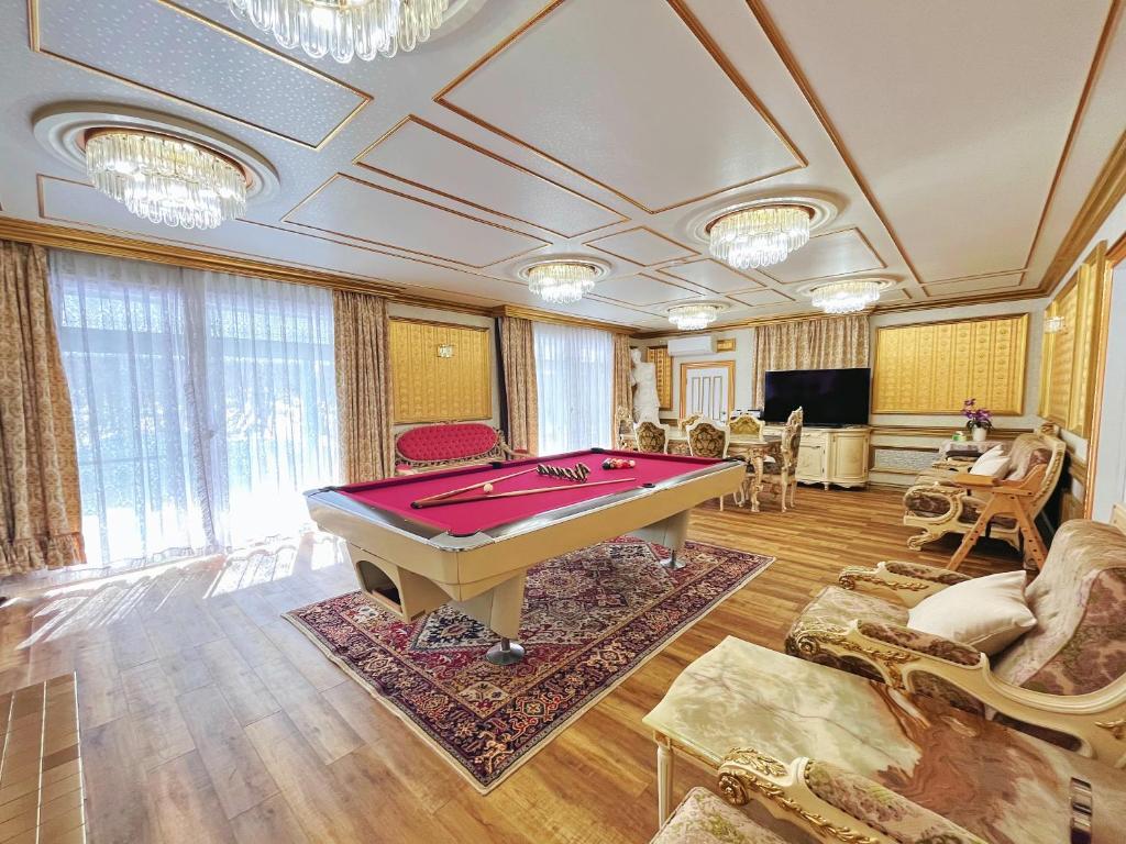 Posezení v ubytování 軽井沢Vienna