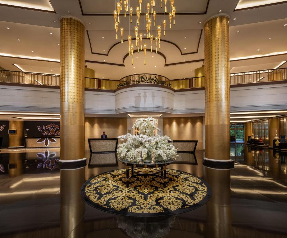 Dusit Thani Manila photo