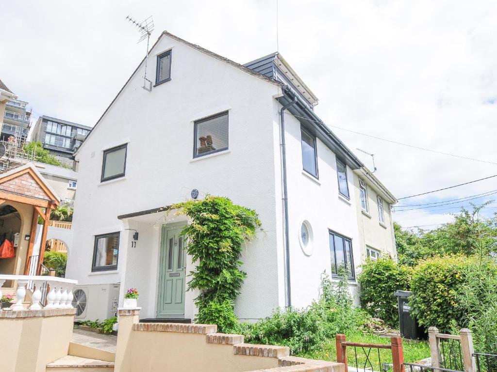 Belena, Torpoint (updated prices 2024)