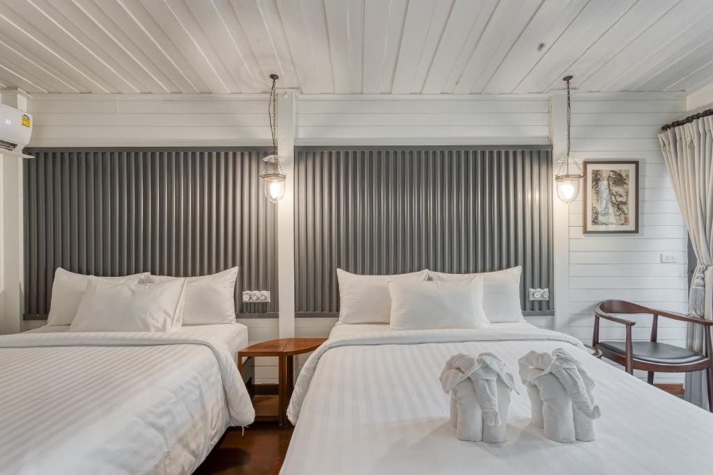 Priya Boutique House - 4