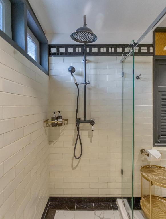 Priya Boutique House - 15