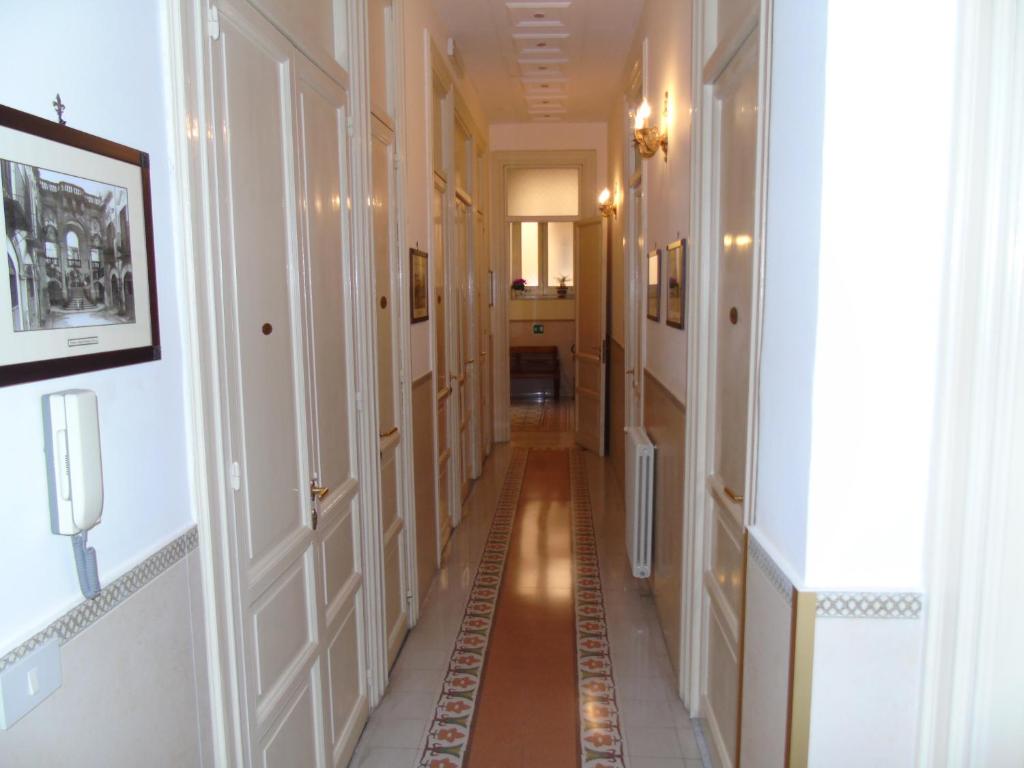 Albergo Cavour - Resim 14