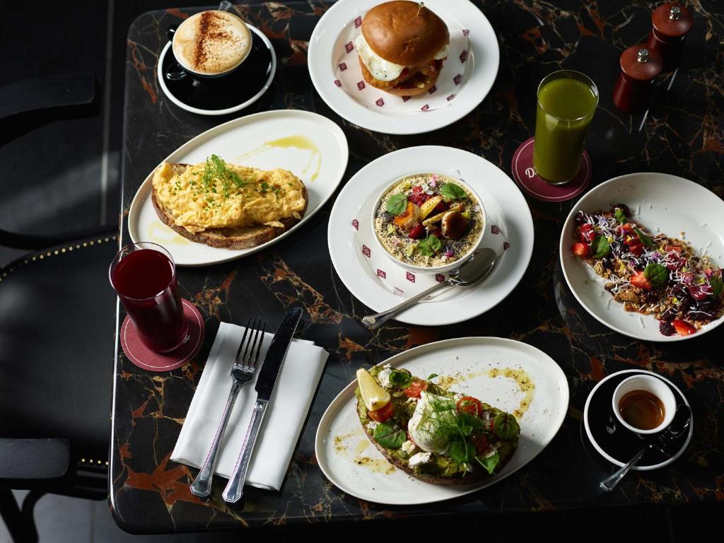 A by Adina Sydney - Resim 4