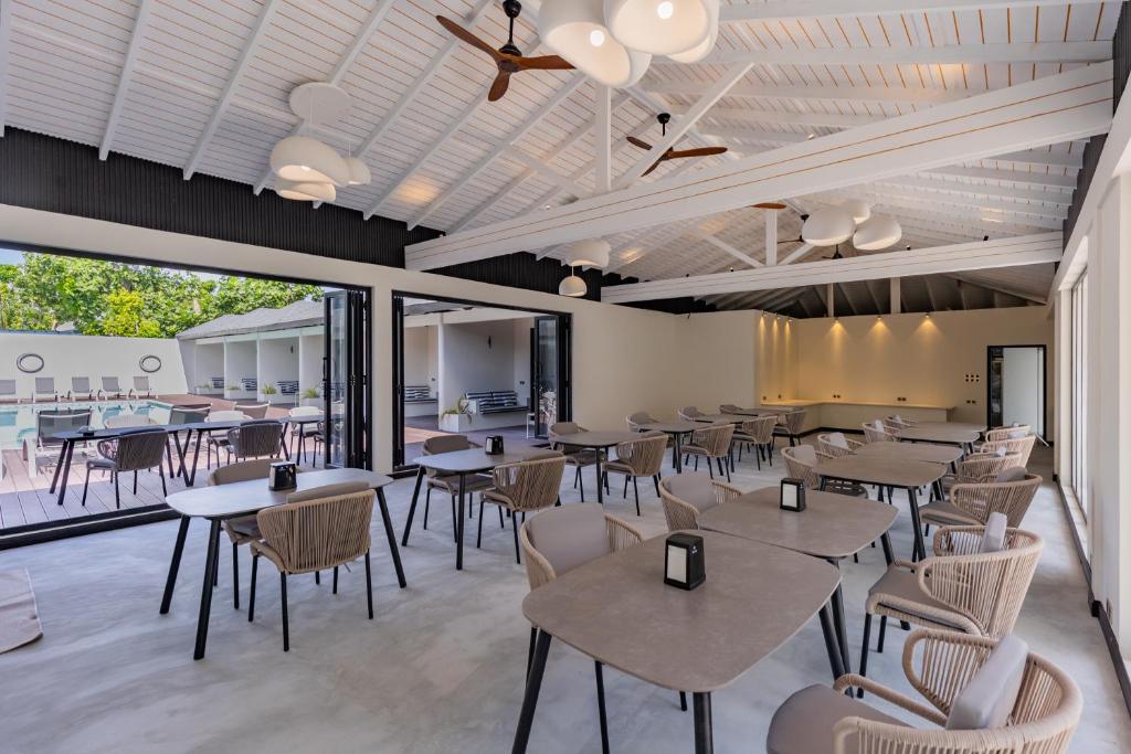 Restaurace v ubytování Hakuna Maldives