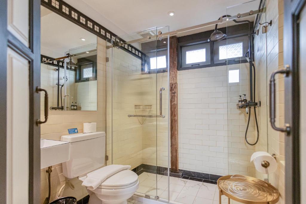 Priya Boutique House - 9