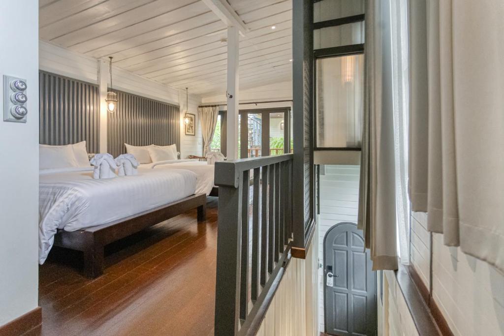 Priya Boutique House - 7