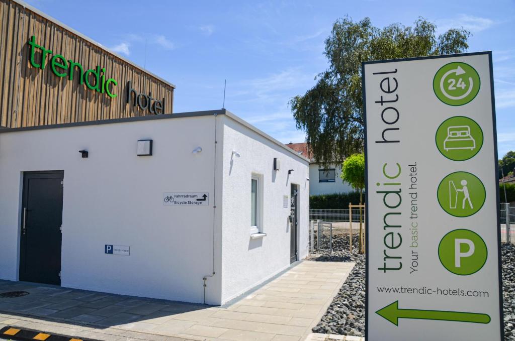 Certifikát, hodnocení, plakát nebo jiný dokument vystavený v ubytování Trendic Hotel