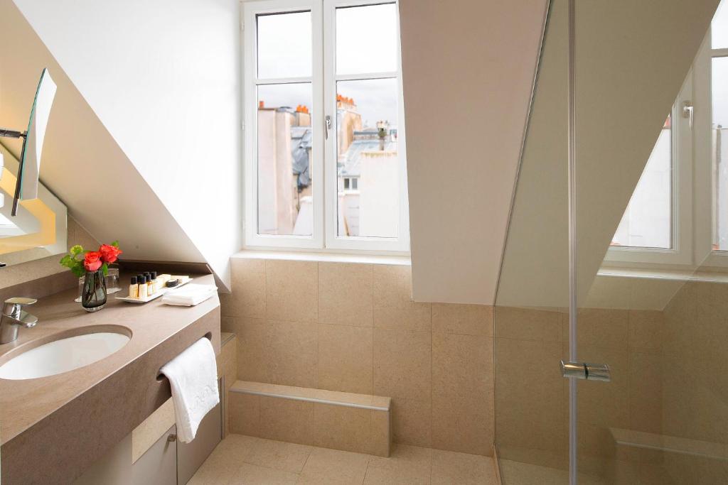 Hôtel Le Relais des Halles - Resim 34