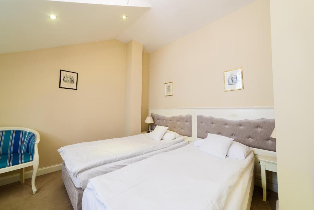 Ambasadorski Residence - Resim 20