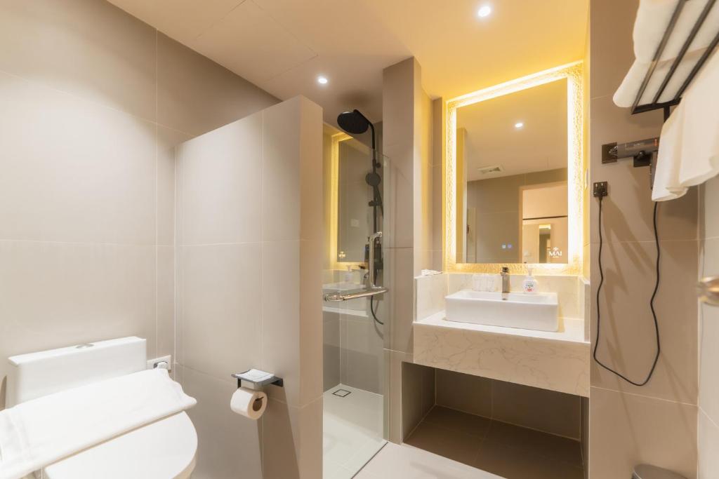 
Deluxe Mountain View with Bathtub
