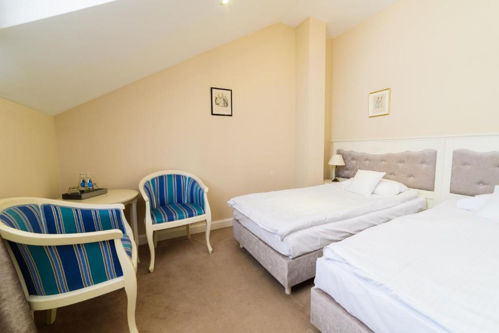 Ambasadorski Residence - Resim 24