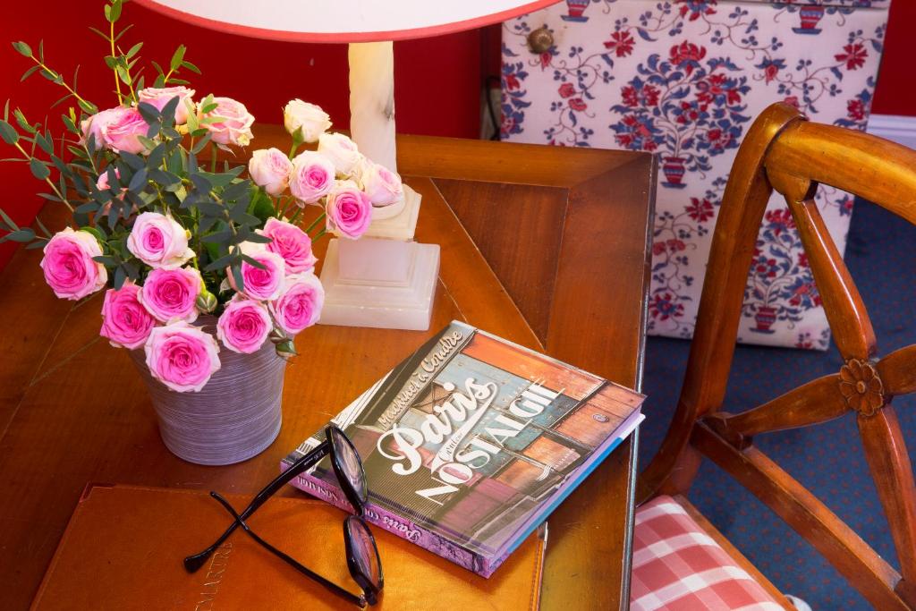 Le Relais Montmartre - Resim 32