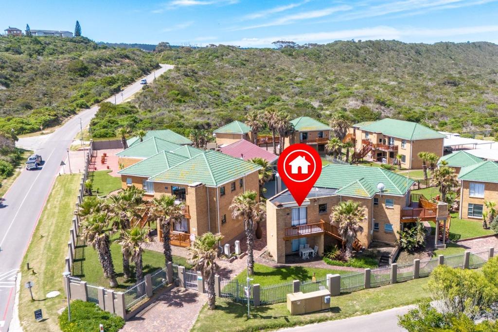 Myoli's Corner Studio Apartment Sedgefield - Image 6