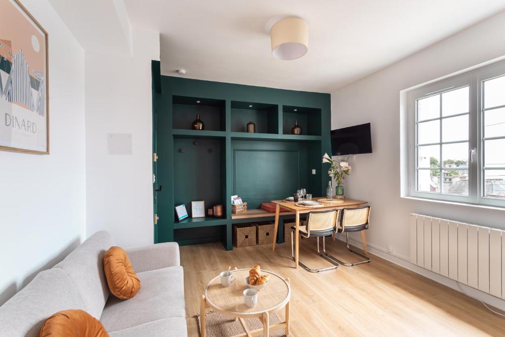 Fotografie z fotogalerie ubytování Le Clos Émeraude - Appt de 30 m² à Dinard v destinaci Dinard