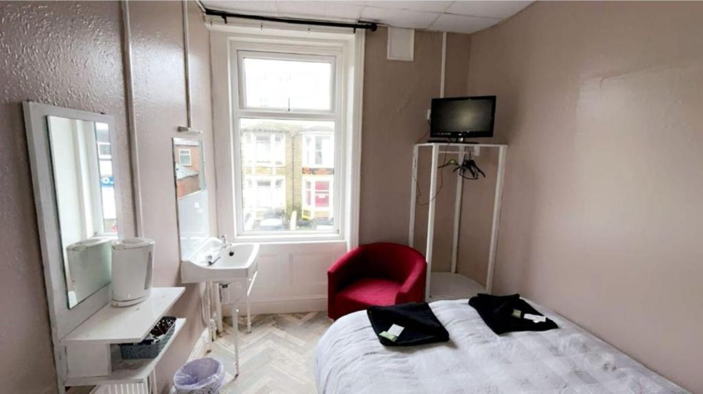 The Merlin Hotel - Resim 3