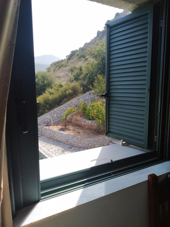 Vatoulia House - Quarto Duplo Ou Twin Com Vista Mar Parcial
