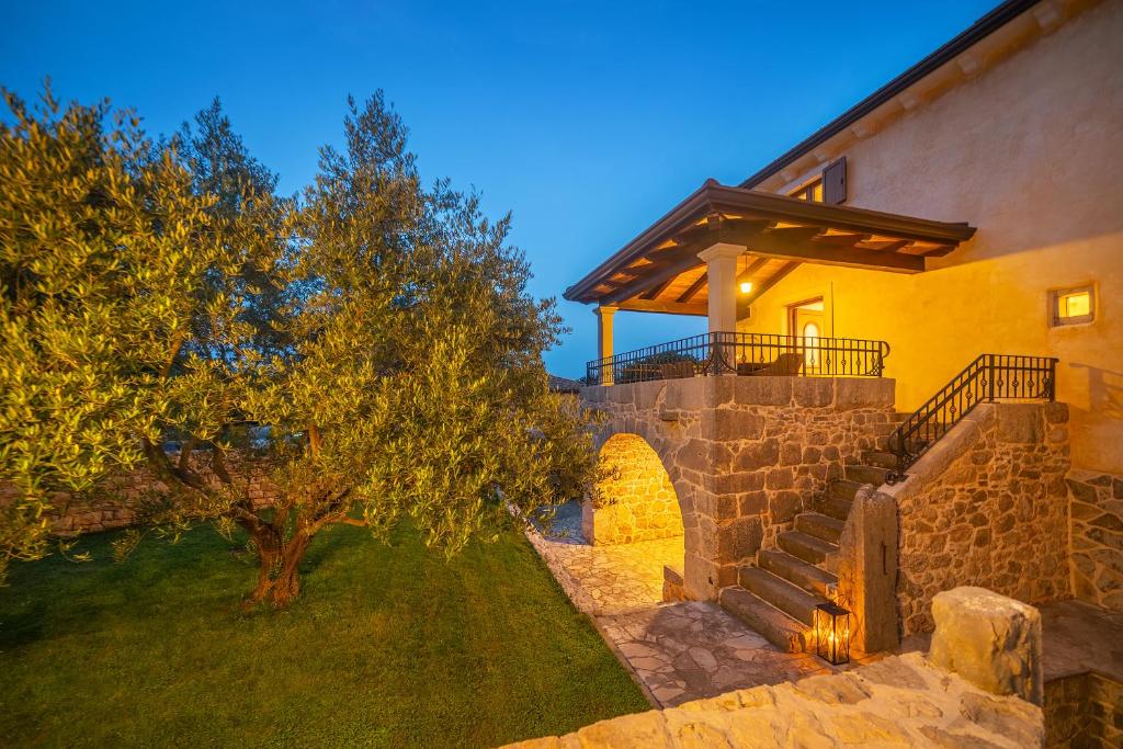 Villa Balatura