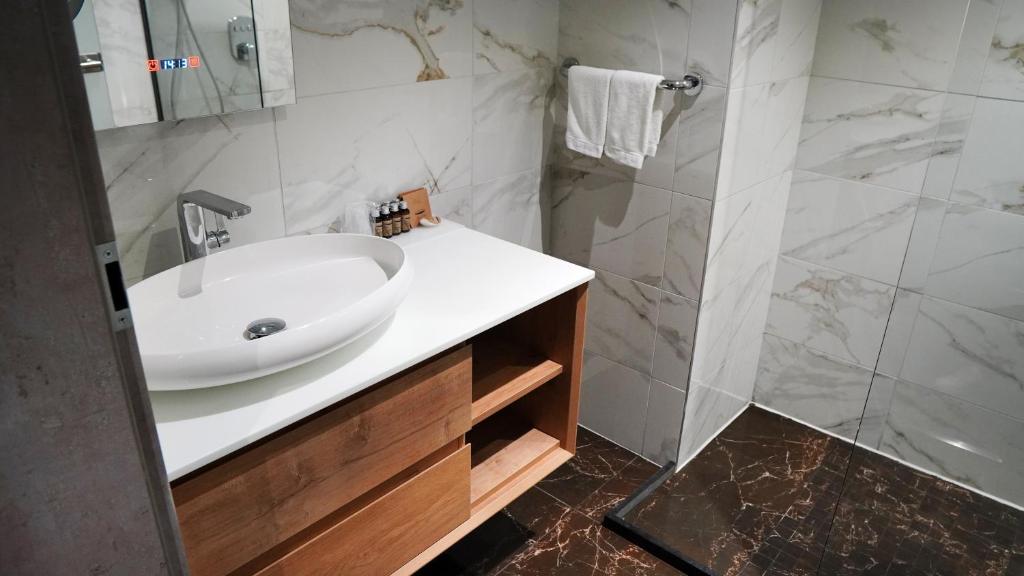 Aniroc Signature Hotel - Superior Double Room