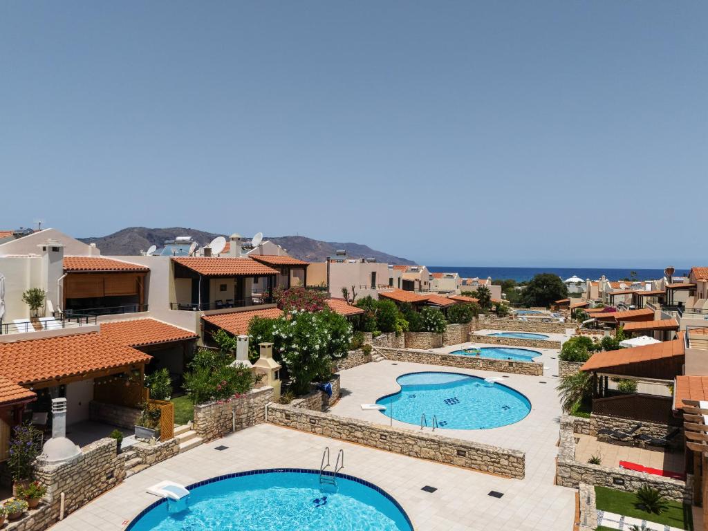 Πισίνα στο ή κοντά στο Aurora Summerhouse Villa