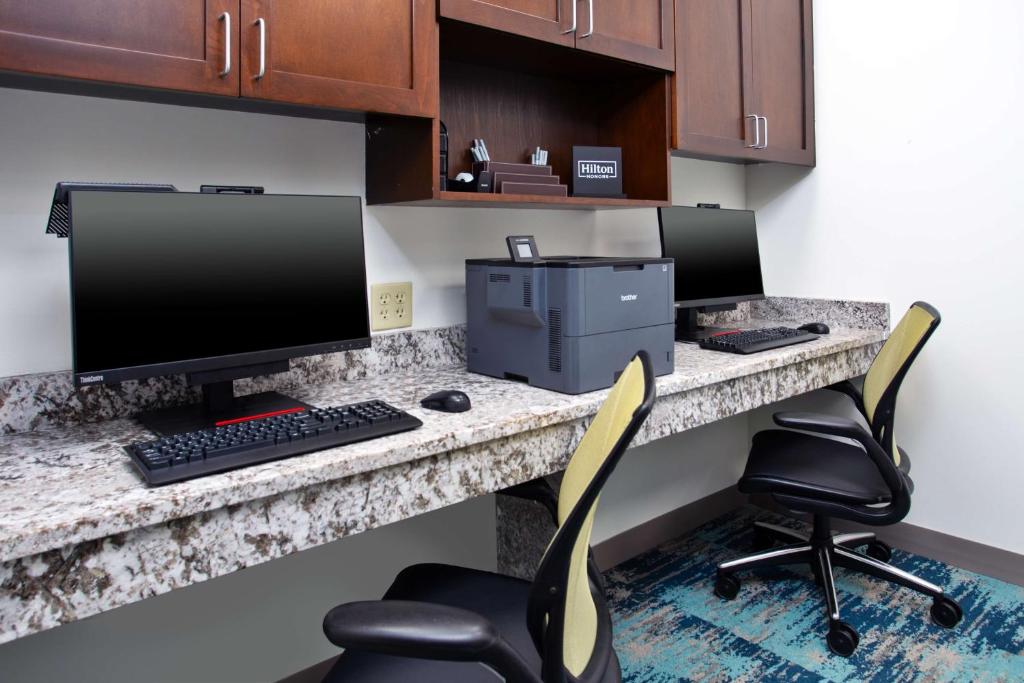 Hilton Garden Inn Benton Harbor photo