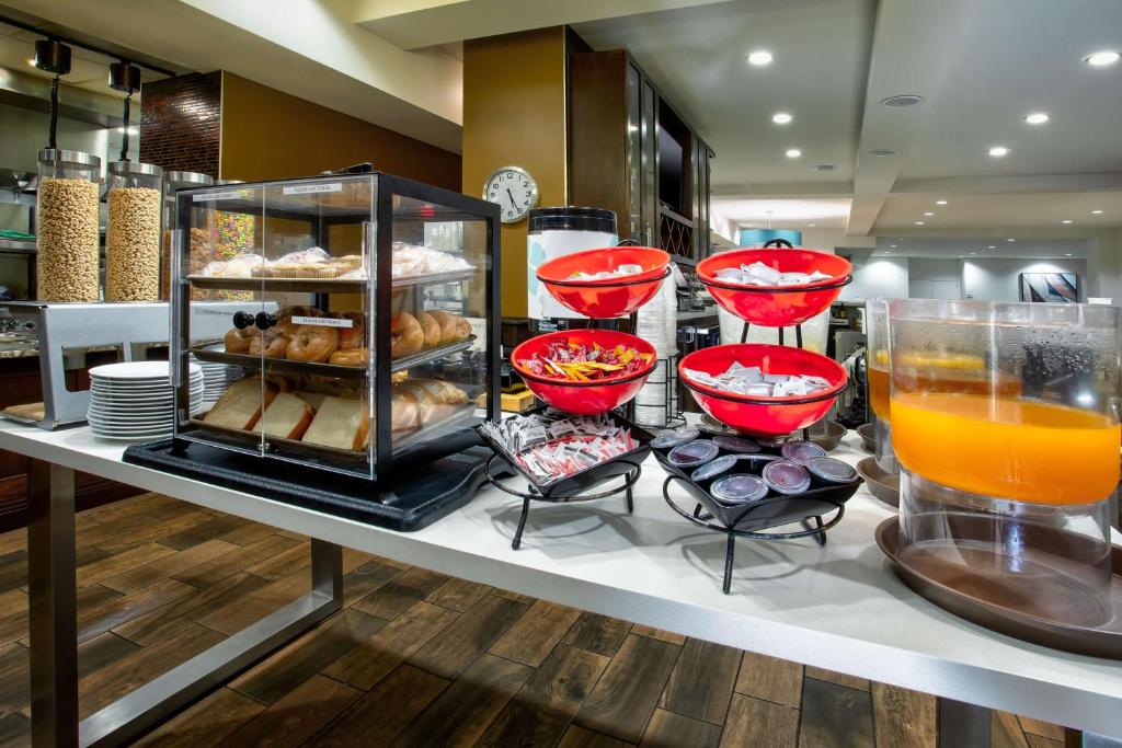 Hilton Garden Inn Benton Harbor photo