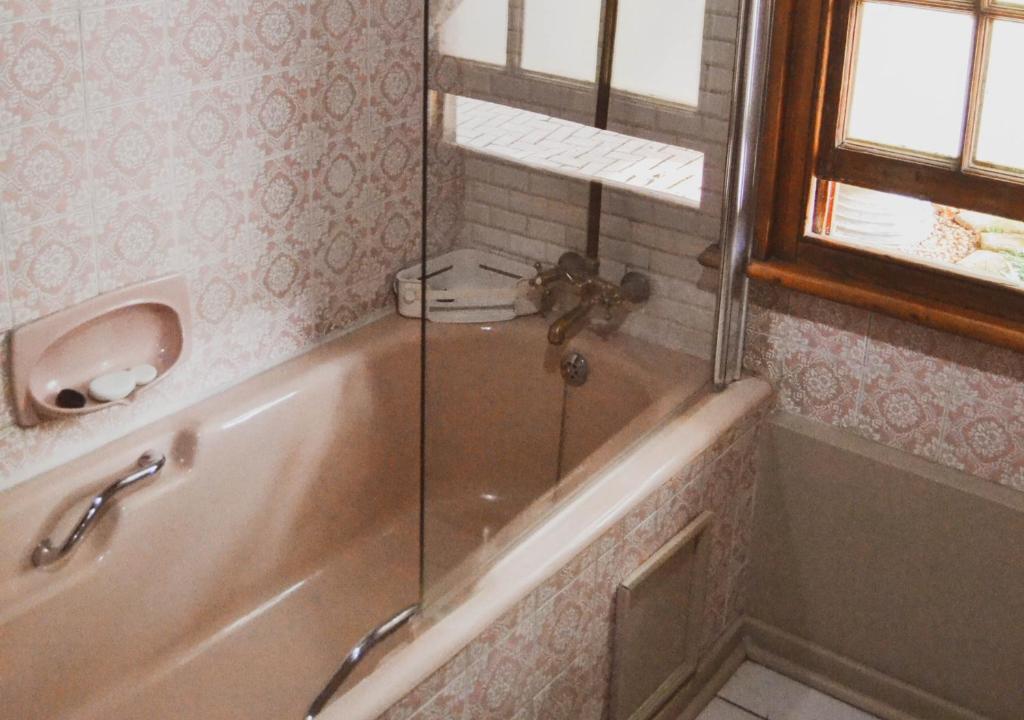 Imagen de la galería de Pandora's guesthouse, en Bethlehem