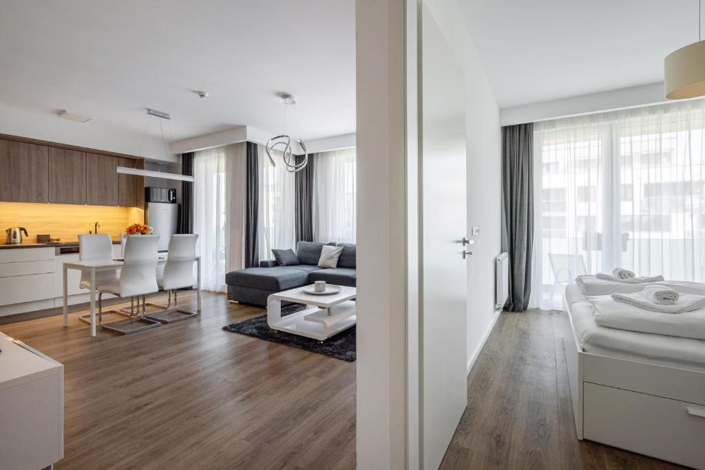 Corvex Apartment with balcony 1082 Budapest, Corvin sétány 5 kép - 1