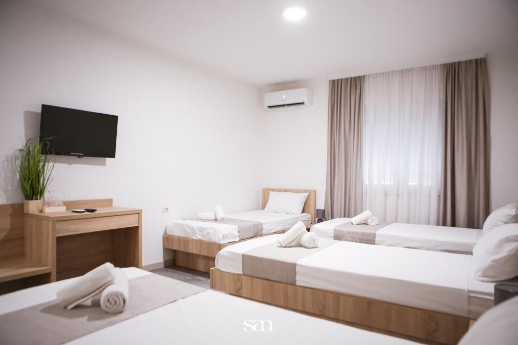 Hotel San Međugorje - Habitación Cuádruple