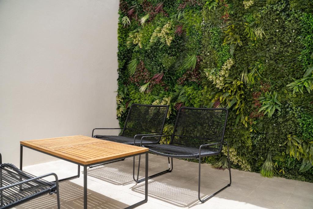 The Republic Boutique Hotel - 17