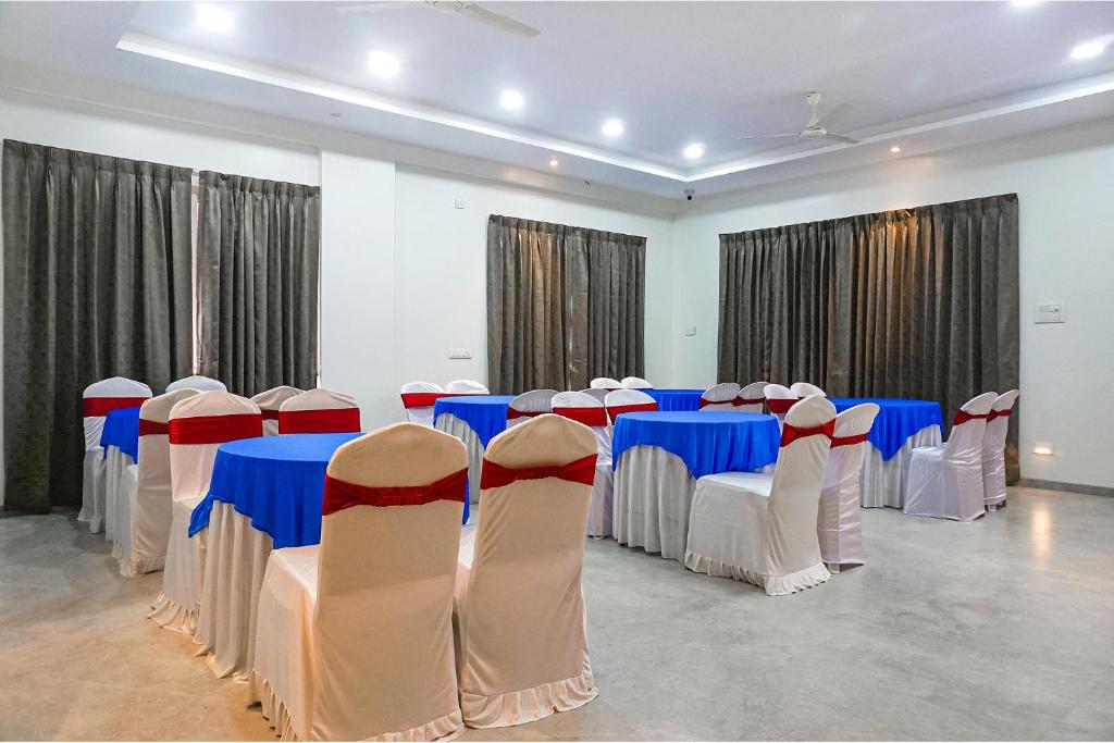 Konferenční prostory v ubytování FabHotel Prime Athiti Delight Stay