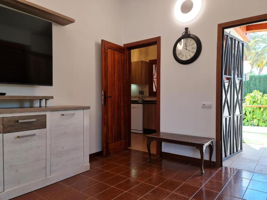 Kuchyň nebo kuchyňský kout v ubytování Las Tartanas Two Bedroom Bungalow