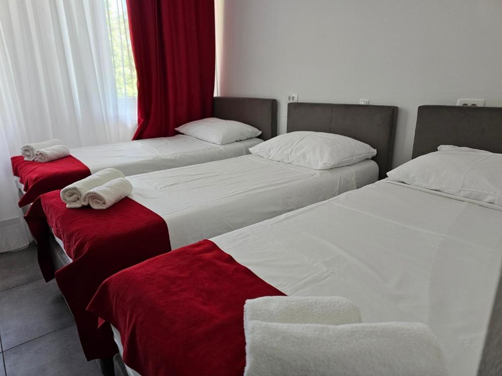 Postel nebo postele na pokoji v ubytování Hotel Prunk