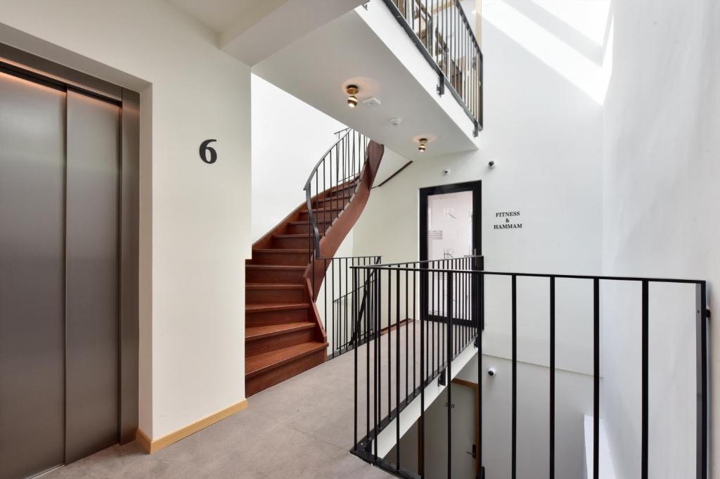 Hotel Rousseau - Resim 9