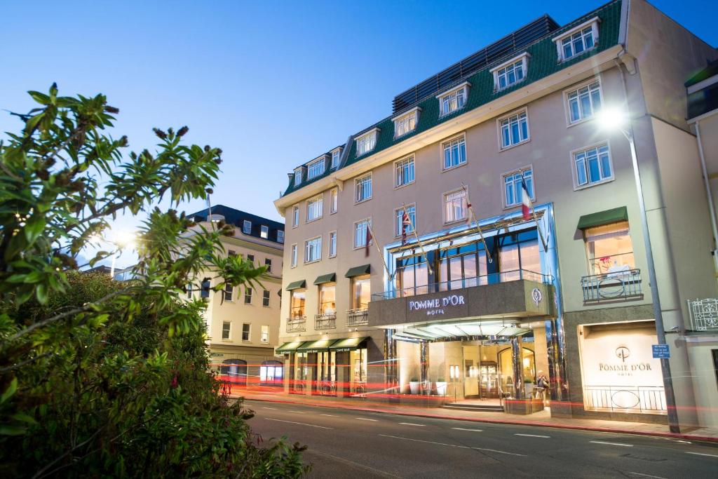 Budova, kde se hotel nachází