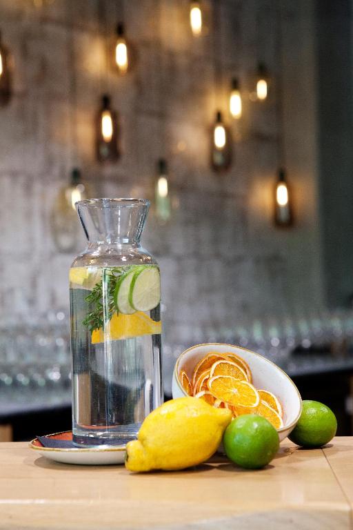 Hotel Indigo Berlin - East Side Gallery - Resim 22