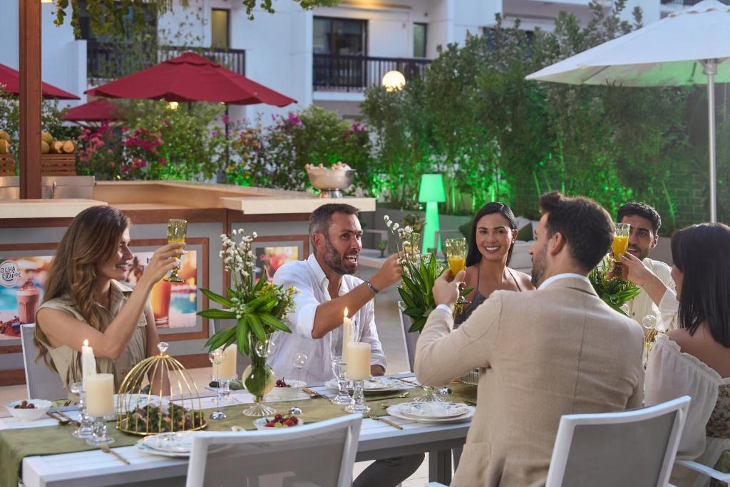 Golden Sands Hotel Apartments - Resim 35