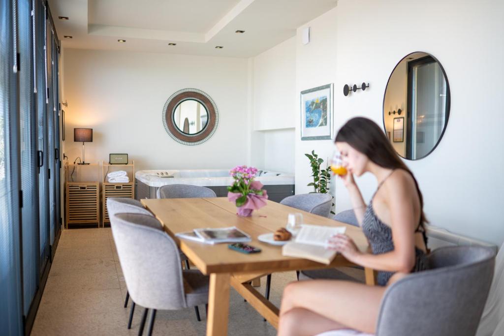 Evripidou 7 - Kalamata Mediterranean Suites - Resim 5