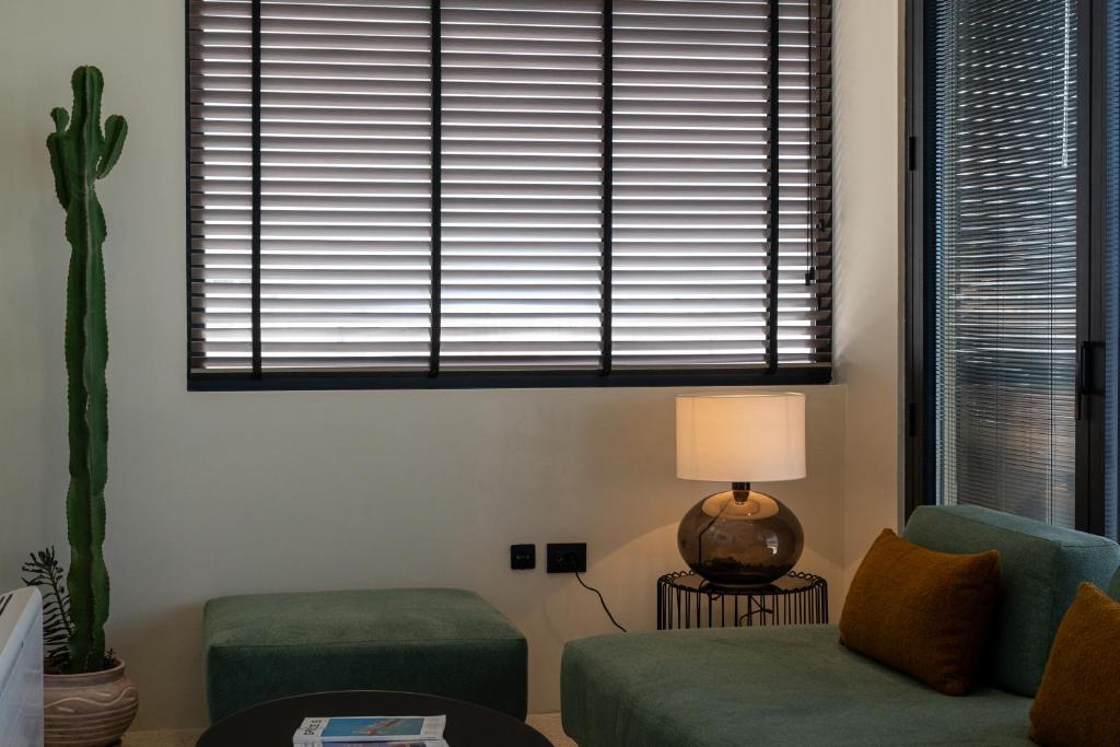 Evripidou 7 - Kalamata Mediterranean Suites - Resim 38