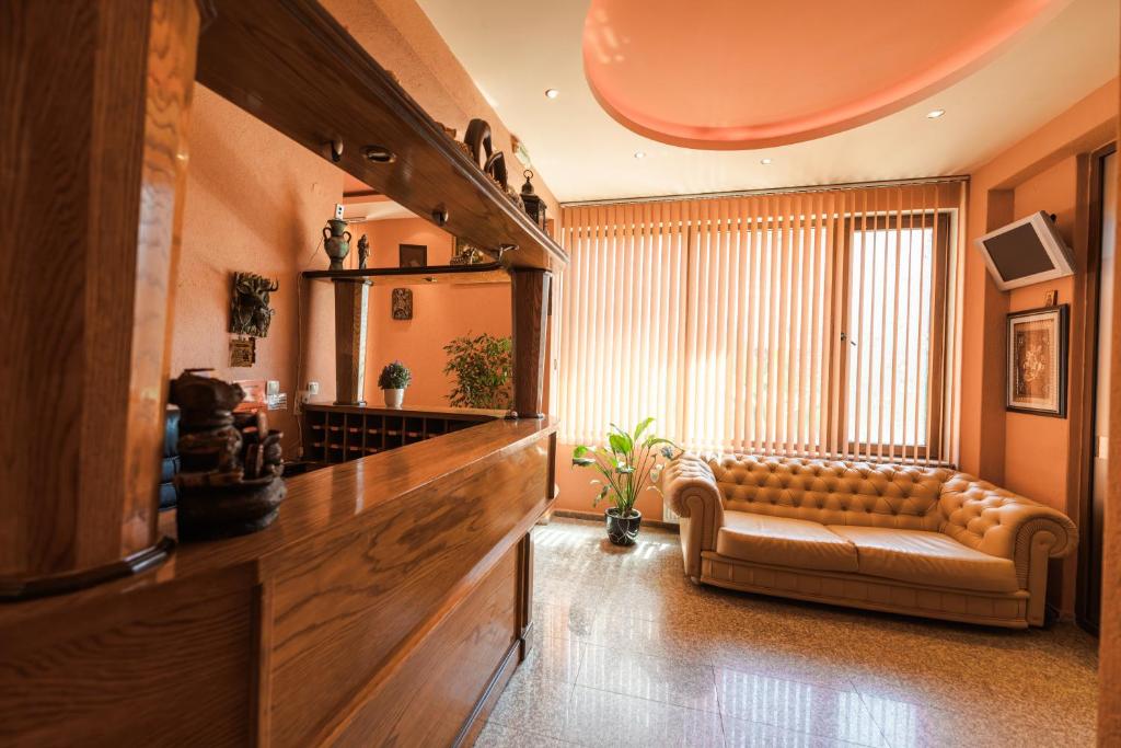 Sveti Georgi Hotel - Housity
