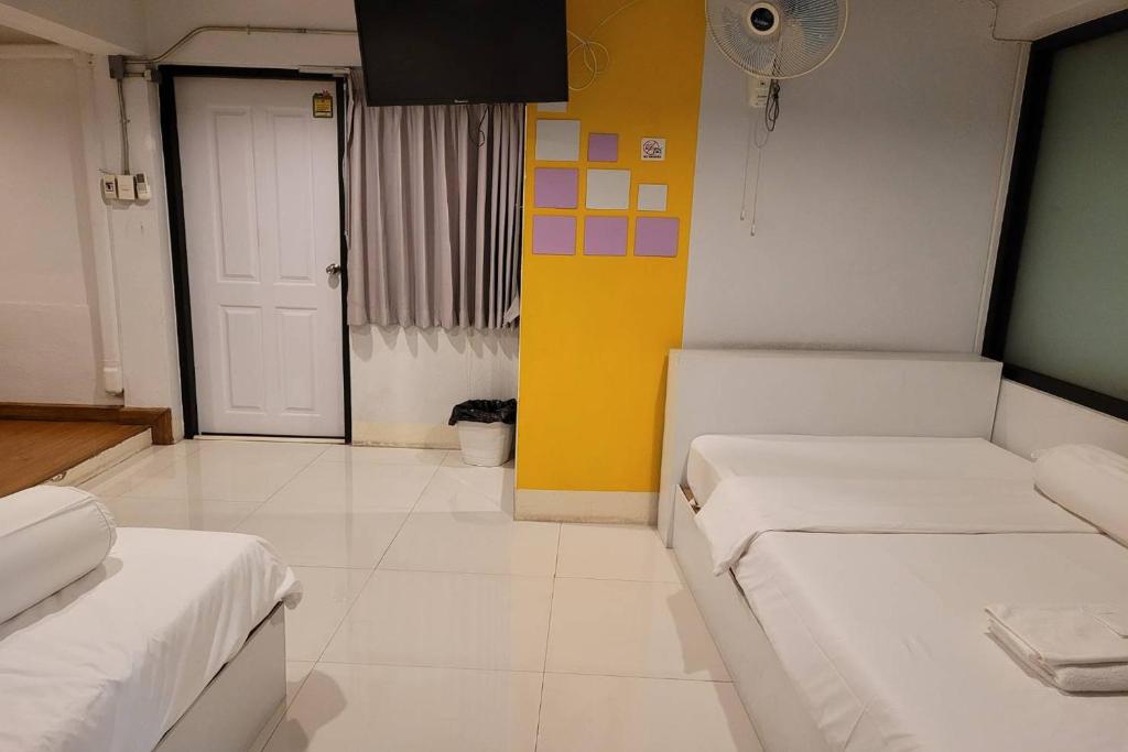 ASAYA House - Classic Quadruple Room