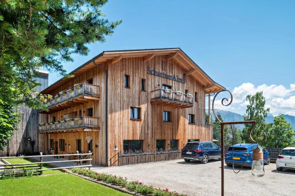 Budynek, w którym mieści się apartament