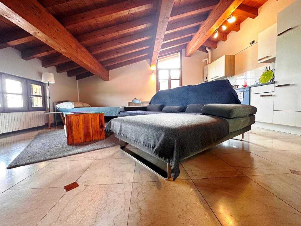 Posezení v ubytování LOFT GARDASEE